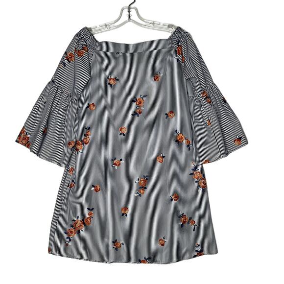 Uncle Frank Dresses & Skirts - Uncle Frank Bell Sleeve Floral Embroidered Off the Shoulder Dress Blue White S